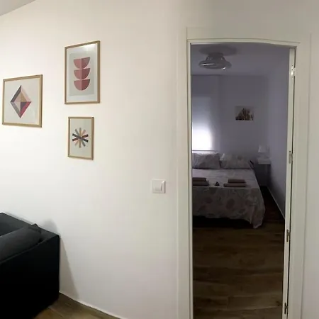 Appartamento Precioso Con Patio/terraza Zona Centro